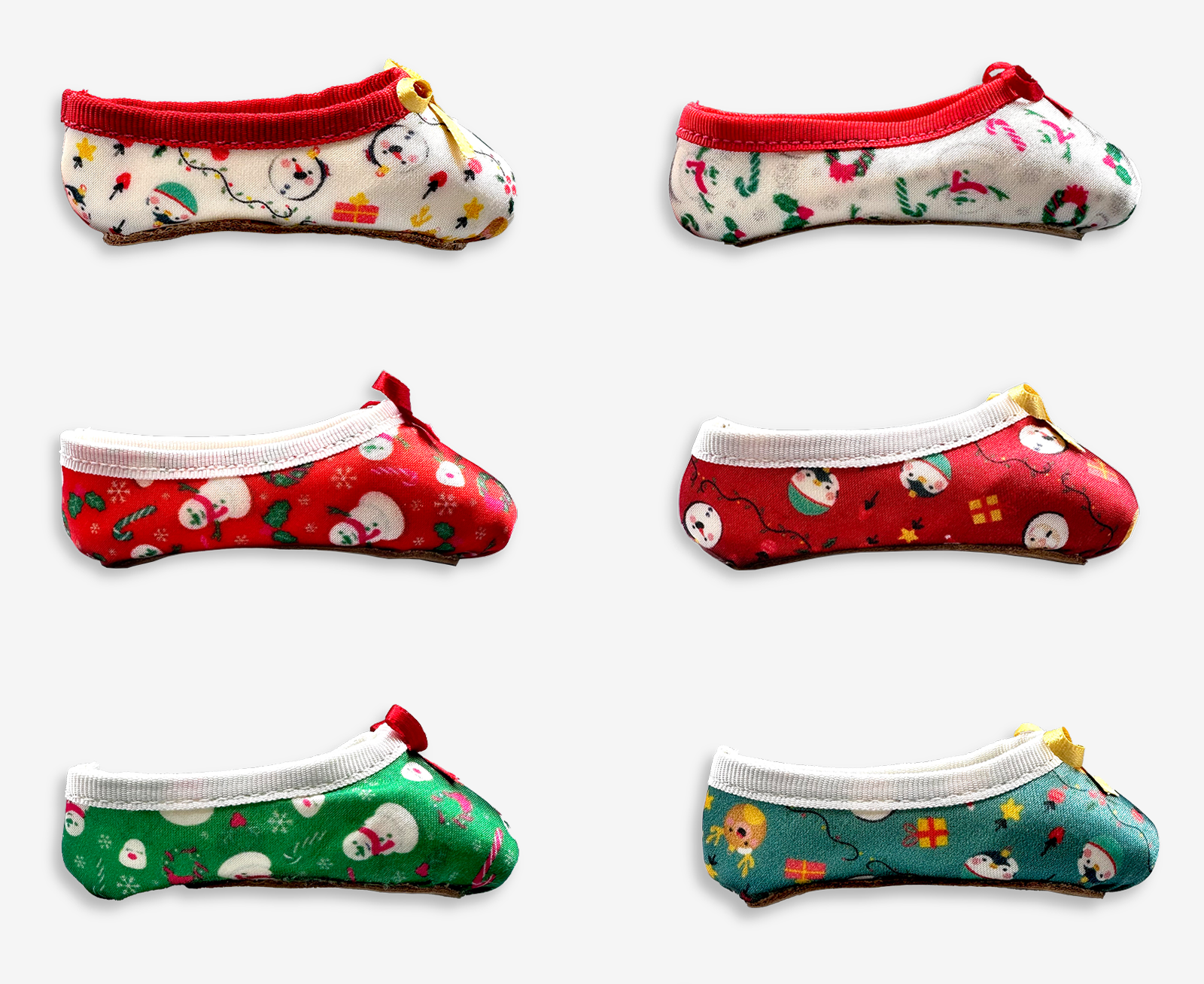 KC15 Christmas Mini Pointe Shoe Keychain